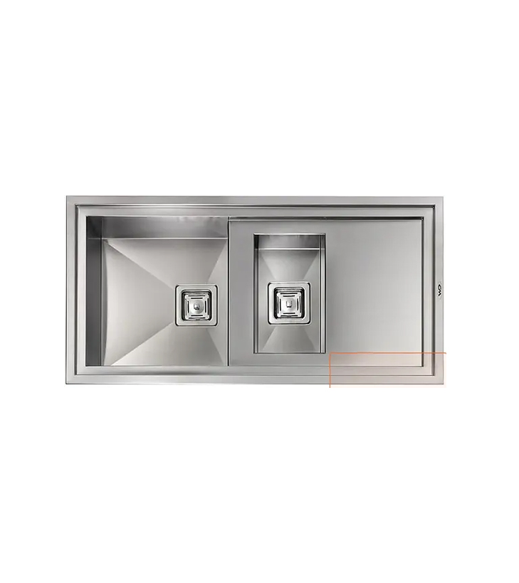 CM Majestic 1½ Bowl Sink with Right Drainer - 012505RCSSP